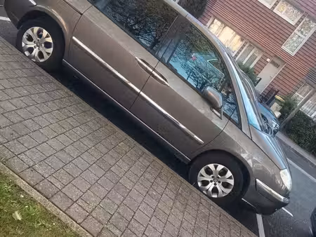 Citroën C8