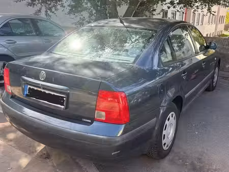 Volkswagen Passat 1.8 125 Confortline