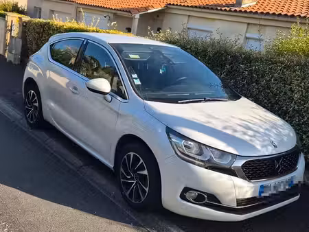 DS 4 1.6 HDi 115