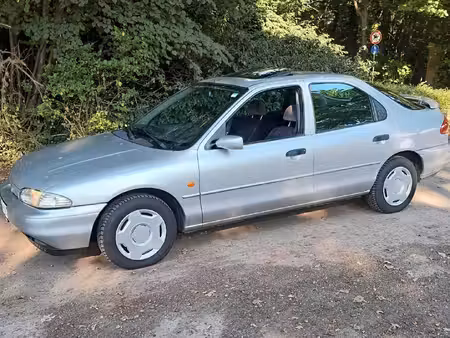 Ford Mondeo 1.8 115 GLX