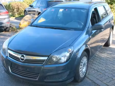Opel Astra 1.4 90 Selection
