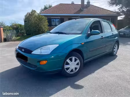 Ford Focus 1.4 75