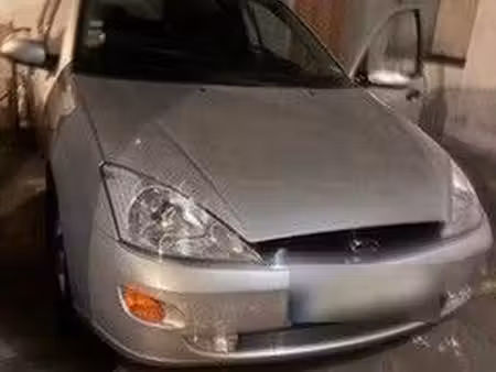 Ford Focus 1.6 100