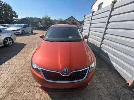 Škoda Rapid Spaceback 1.2 TSI 105 Drive