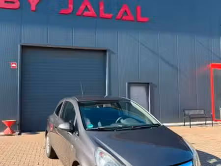 Opel Corsa 1.4 87 Edition