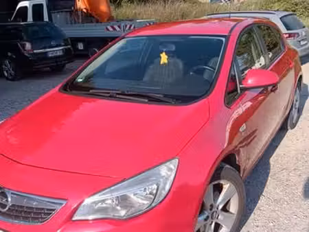 Opel Astra 1.2 90
