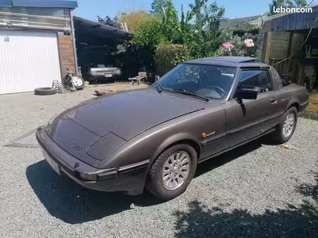 Mazda RX-7 