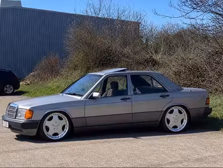 Mercedes-Benz 190 