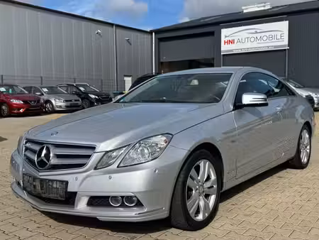 Mercedes-Benz Classe E E 300