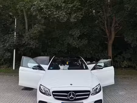 Mercedes-Benz Classe E E 200 2.0 184 4Matic