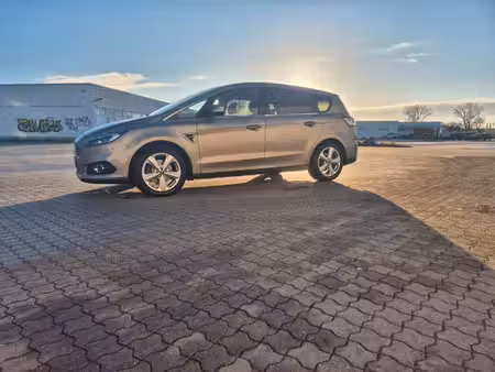 Ford S-Max 2.0 TDCi Titanium