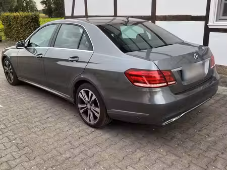 Mercedes-Benz Classe E E 200 2.1 136