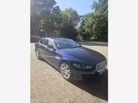 Jaguar XE 2.0 240 Portfolio