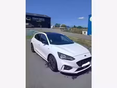Ford Focus 1.5 EcoBoost 150 ST Line