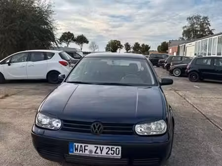 Volkswagen Golf 1.6 TDI 105