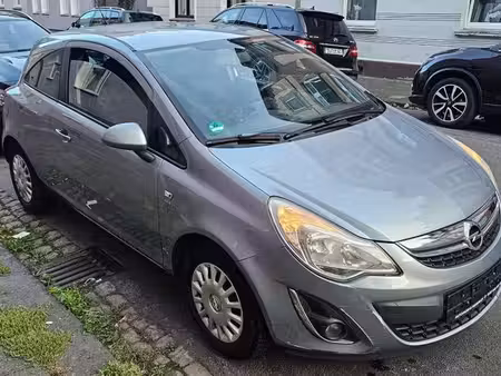Opel Corsa 1.2 85