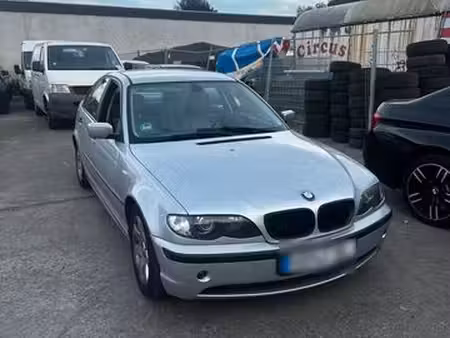 BMW Série 3 318i