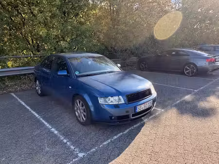 Audi A4 V6 2.4 170 S line