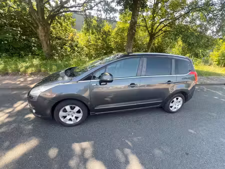 Peugeot 5008 1.6 VTi 120 Access