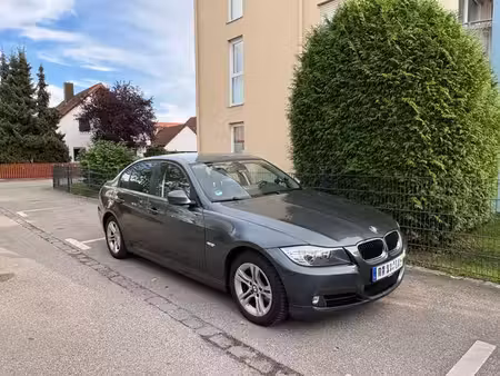BMW Série 3 318i 2.0 143