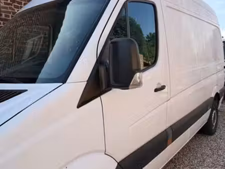 Mercedes-Benz Sprinter 129