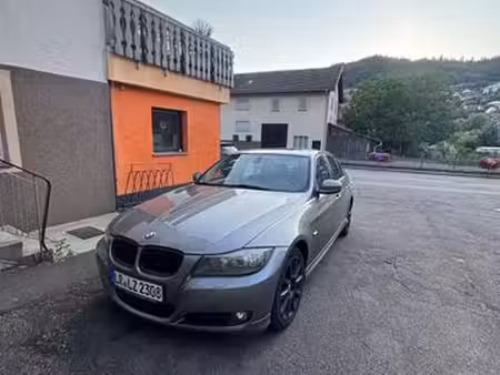 BMW Série 3 320i 2.0 170