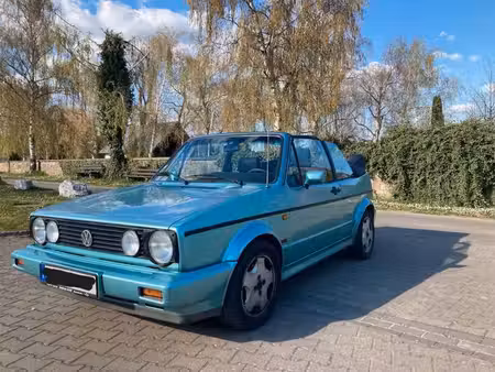 Volkswagen Golf 1.8 72