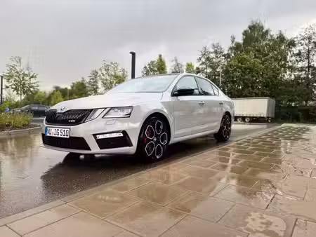 Škoda Octavia RS 2.0 TSI 245