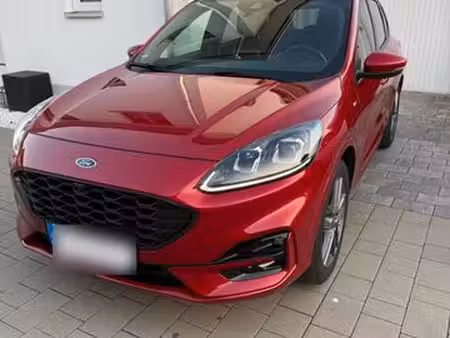 Ford Kuga 2.0 TDCi 140 ST Line X 4x4