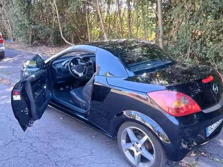 Opel Tigra Twintop 1.4 90