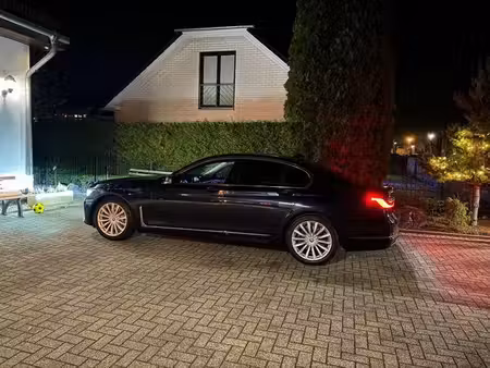 BMW Série 7 730d 3.0 265