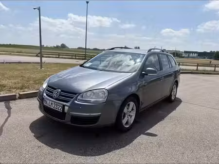 Volkswagen Golf 1.6 75 Confortline