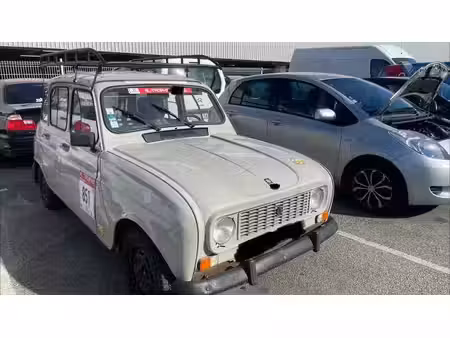 Renault R4 4L