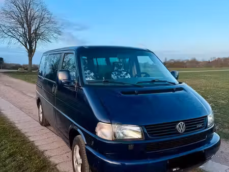 Volkswagen Transporter T4 2.5 TDI 102