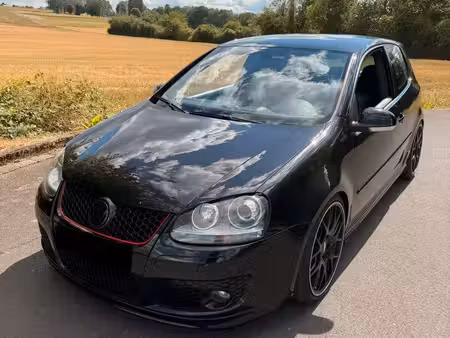 Volkswagen Golf GTI 2.0