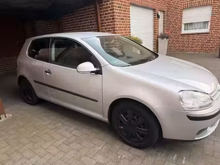 Volkswagen Golf 1.4 75