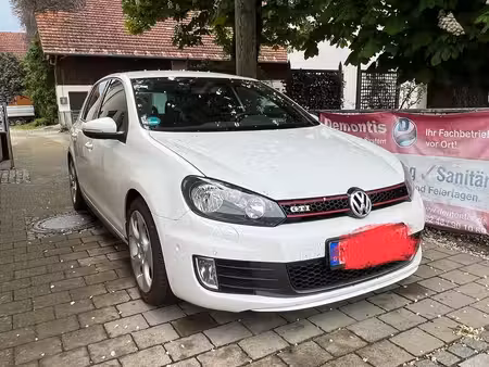 Volkswagen Golf GTI 2.0