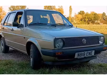 Volkswagen Golf 