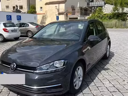 Volkswagen Golf 1.0 TSI 110