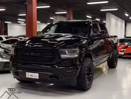 Dodge RAM 1500 V8 5.7