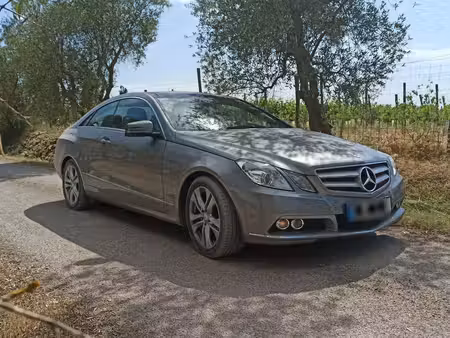Mercedes-Benz Classe E E 200