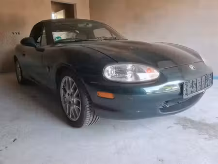 Mazda MX5 1.6 110
