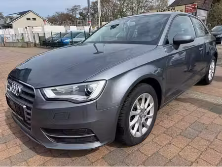 Audi A3 1.2 TFSI 105 Attraction