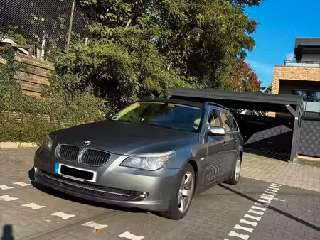 BMW Série 5 530d 3.0 235