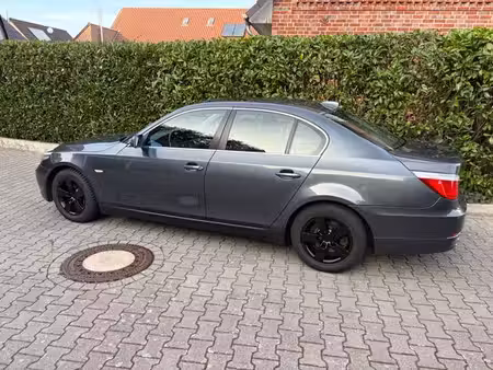BMW Série 5 523i 2.5 190