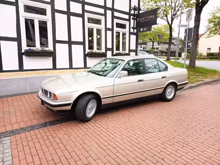 BMW Série 5 525i