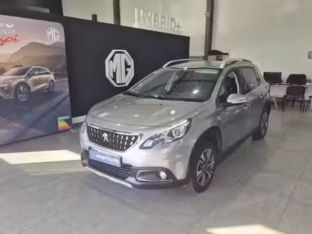 Peugeot 2008 1.2 VTi 82 Allure