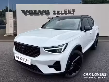 Volvo XC40 B3 2.0 163 Black Edition