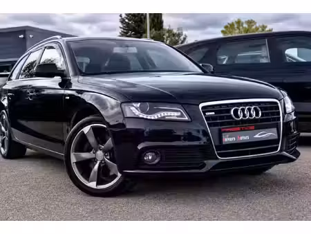 Audi A4 2.0 TDI 143 S line