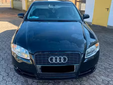 Audi A4 V6 2.5 TDI 163